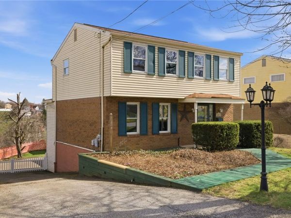 5167 Janie Dr, Pittsburgh, PA 15227