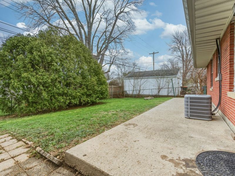 610 Portage Path, Springfield, OH 45506 Photo 7