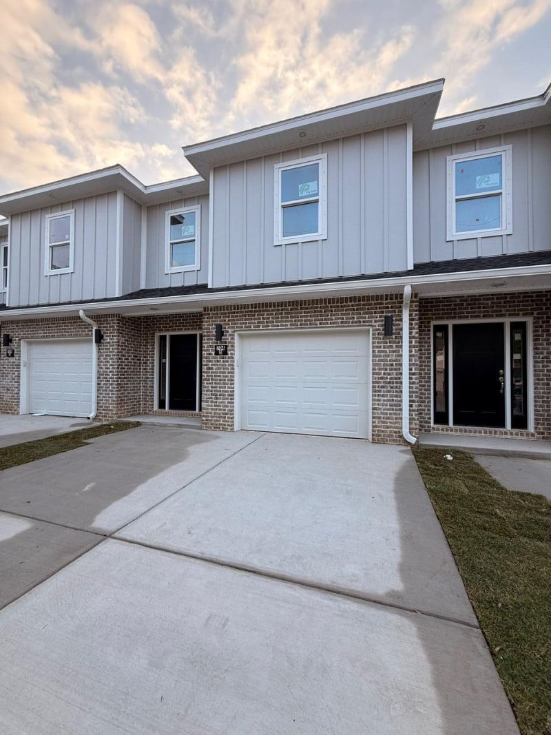 704 Ferguson Drive, Unit 3, Fort Walton Beach, FL 32547 Main Photo