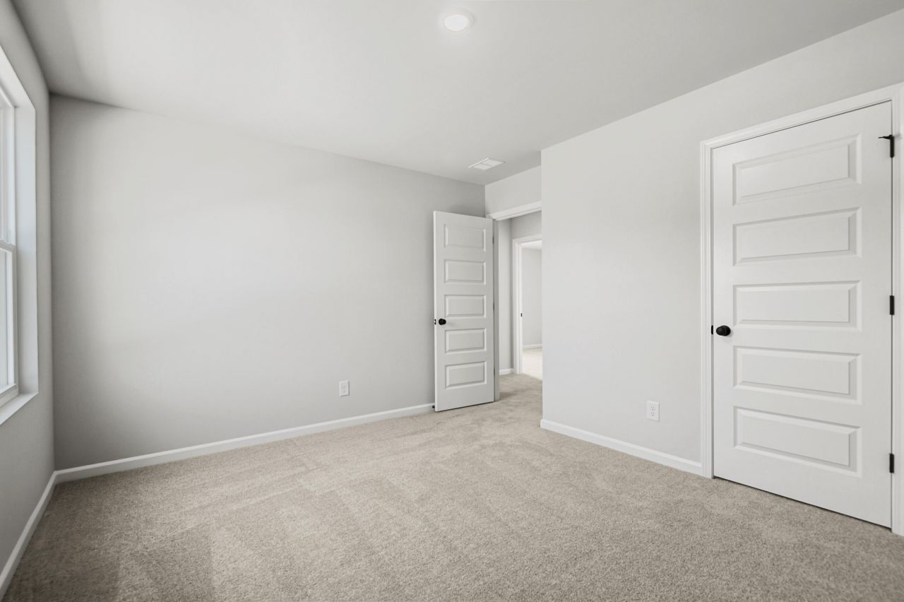 376 Tiliwa Street Photo 22