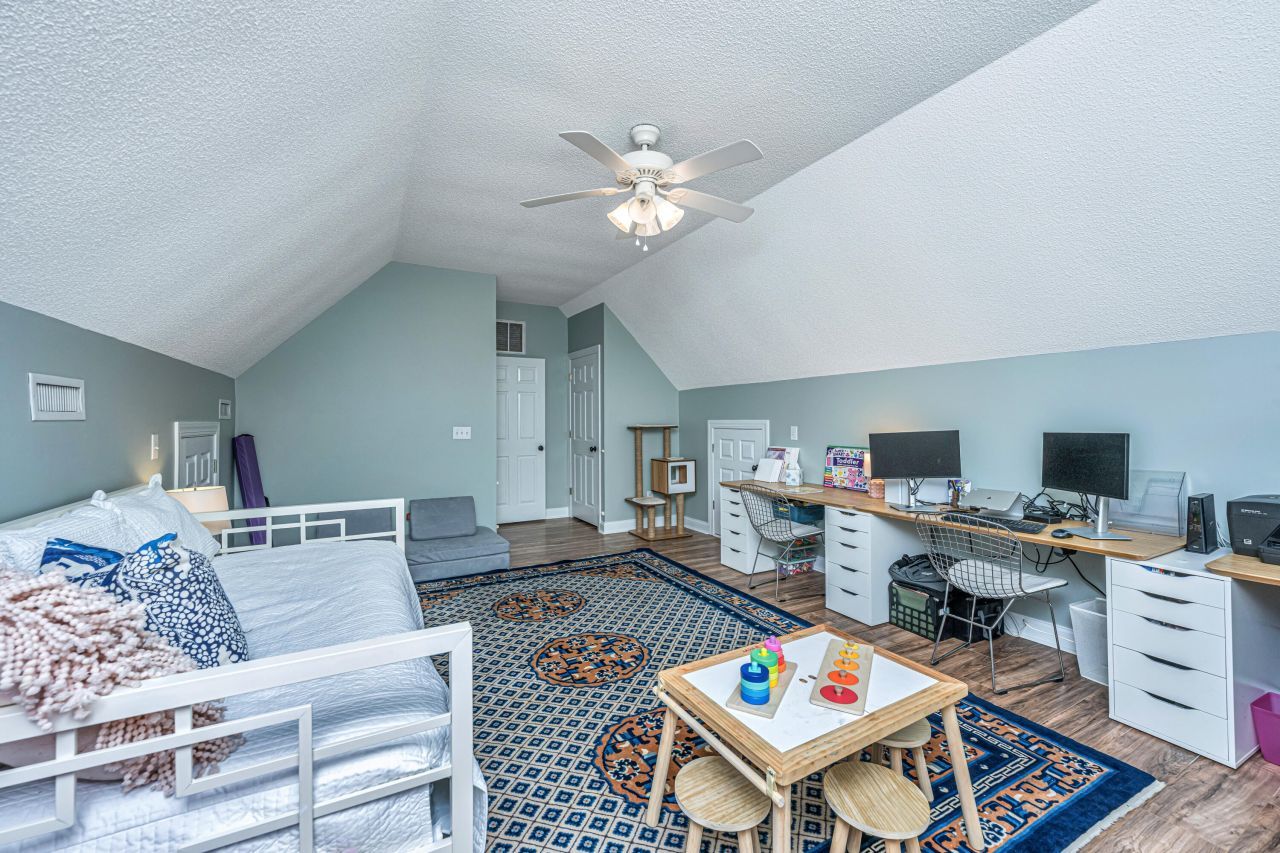 111 Tunstall Drive Photo 35