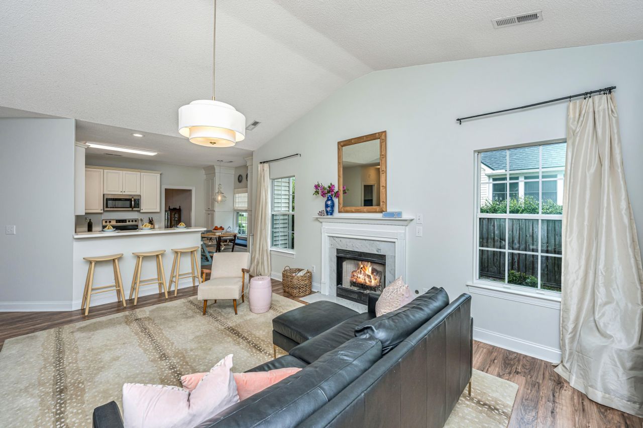 111 Tunstall Drive Photo 9