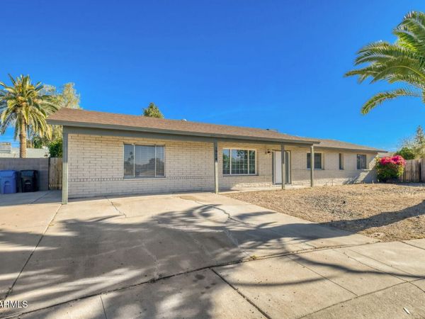 1928 W KRISTAL Way, Phoenix, AZ 85027