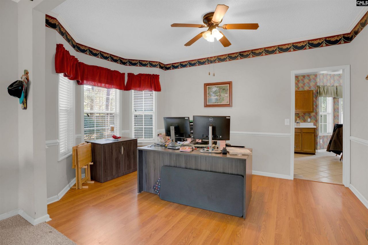 101 Misty Glen Circle  Photo 10