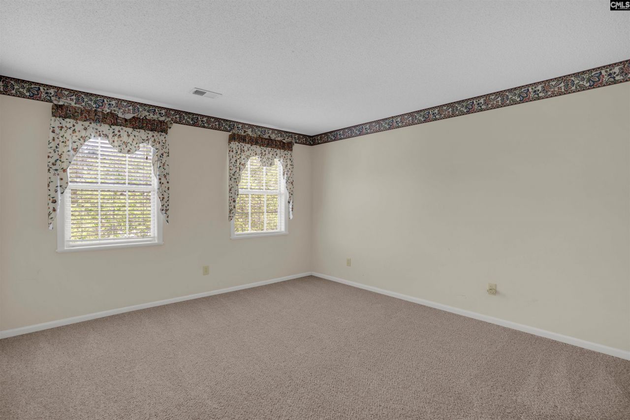 101 Misty Glen Circle  Photo 26