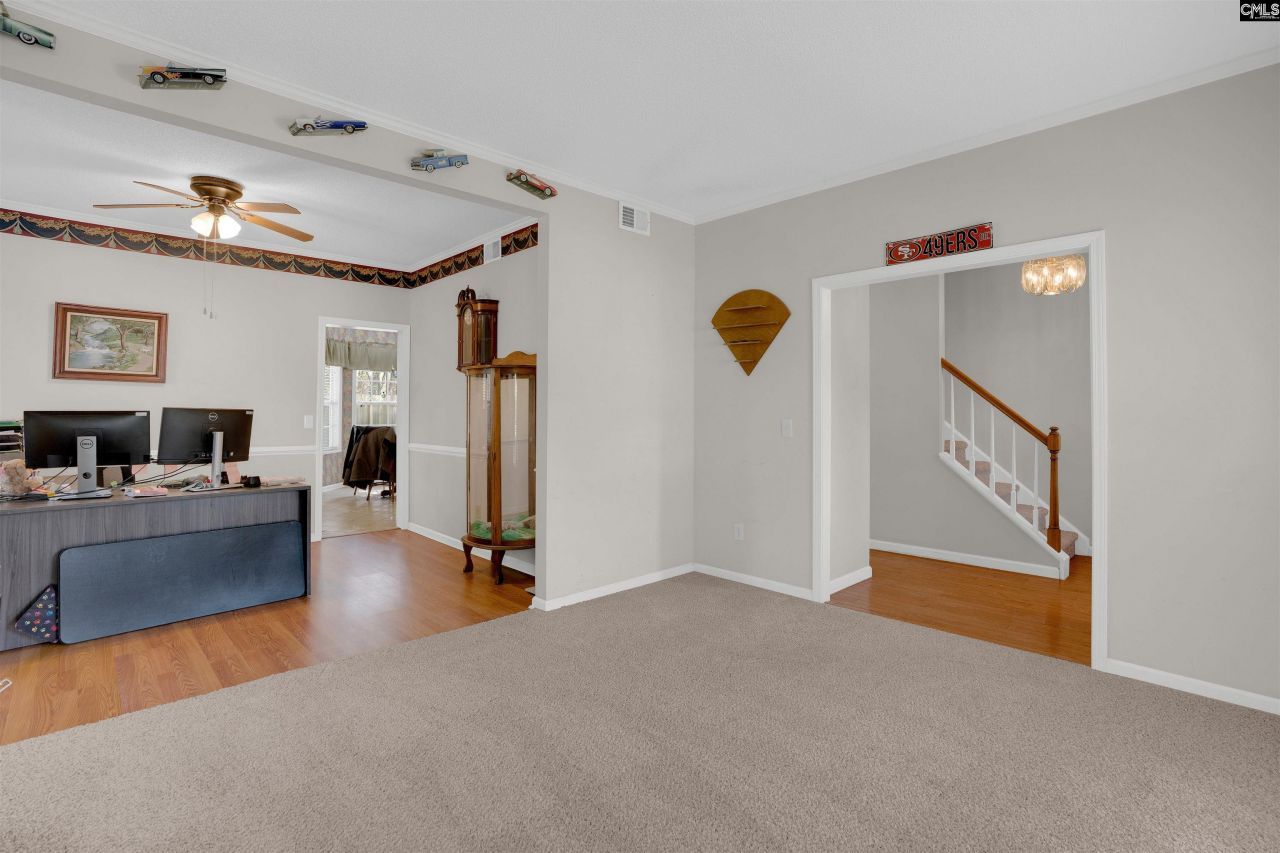 101 Misty Glen Circle  Photo 8