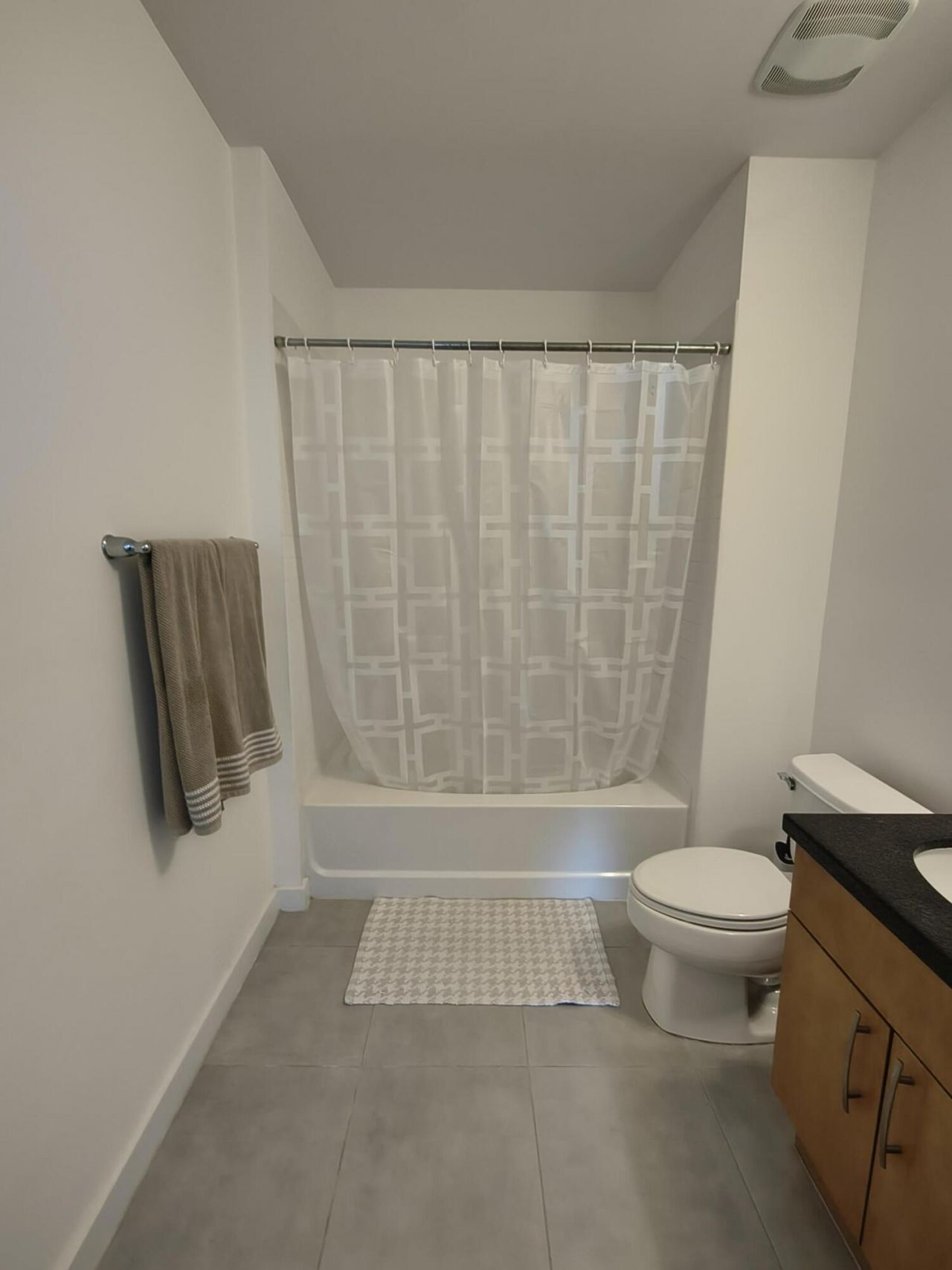 300 S Australian Avenue, Unit 1215, West Palm Beach, FL 33401 Photo