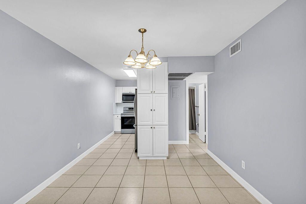 333 SE Martin Avenue, Unit 1-a, Stuart, FL 34996 Photo