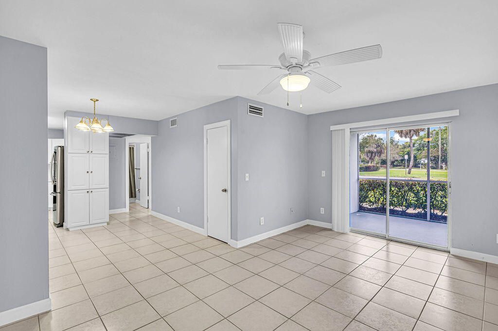 333 SE Martin Avenue, Unit 1-a, Stuart, FL 34996 Photo