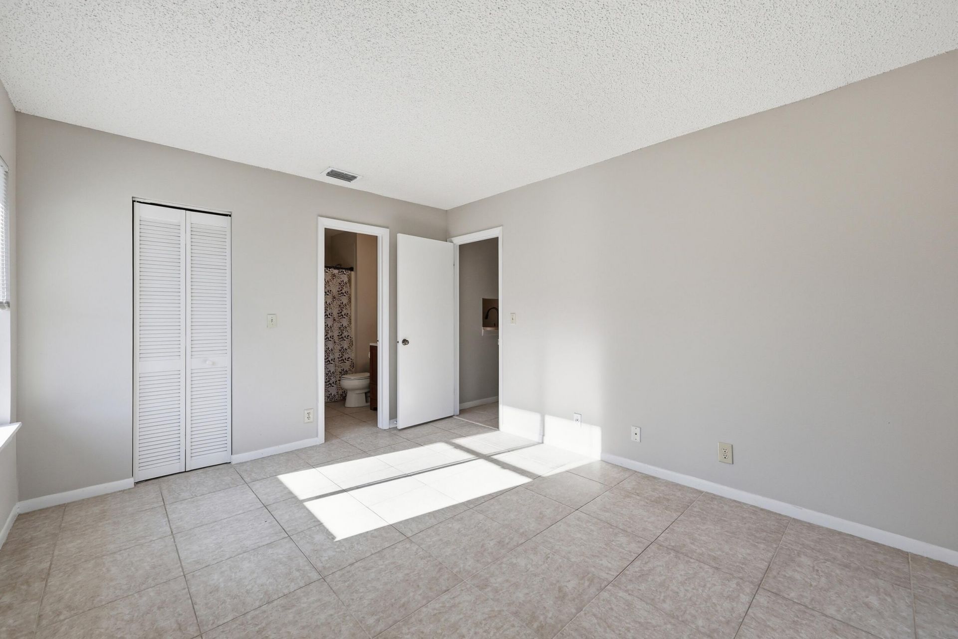 6286 Chasewood Drive, Unit E, Jupiter, FL 33458 Photo