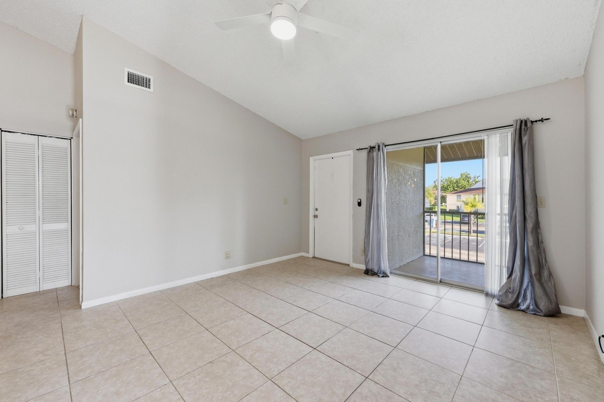 6286 Chasewood Drive, Unit E, Jupiter, FL 33458 Photo