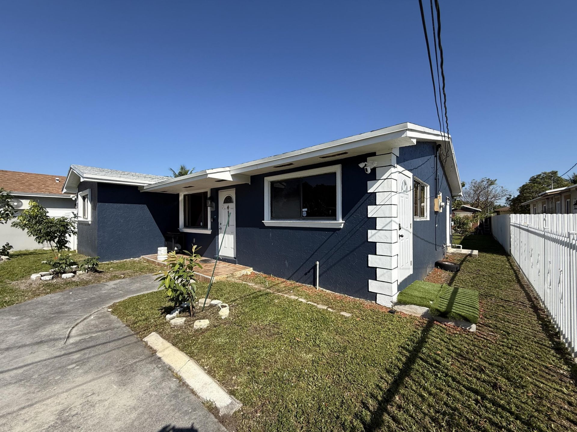 5101 SW 24th Street, West Park, FL 33023 Photo