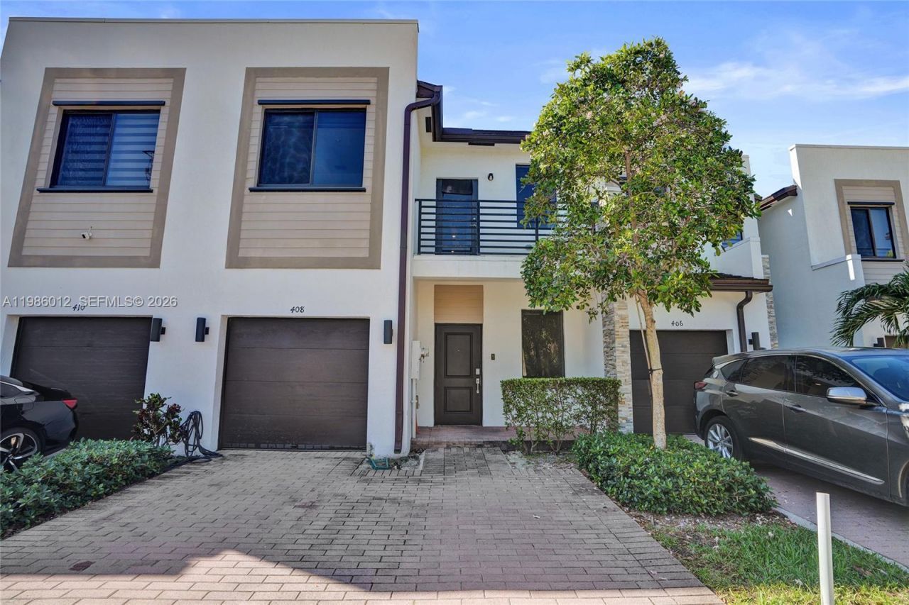 408 NE 212th Ter, Miami, FL 33179 Photo