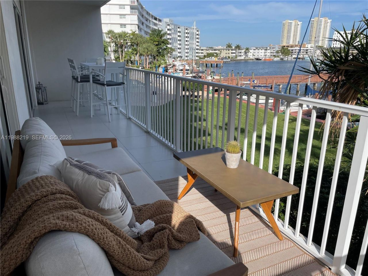 400 Golden Isles Dr , Unit 10, Hallandale Beach, FL 33009 Photo