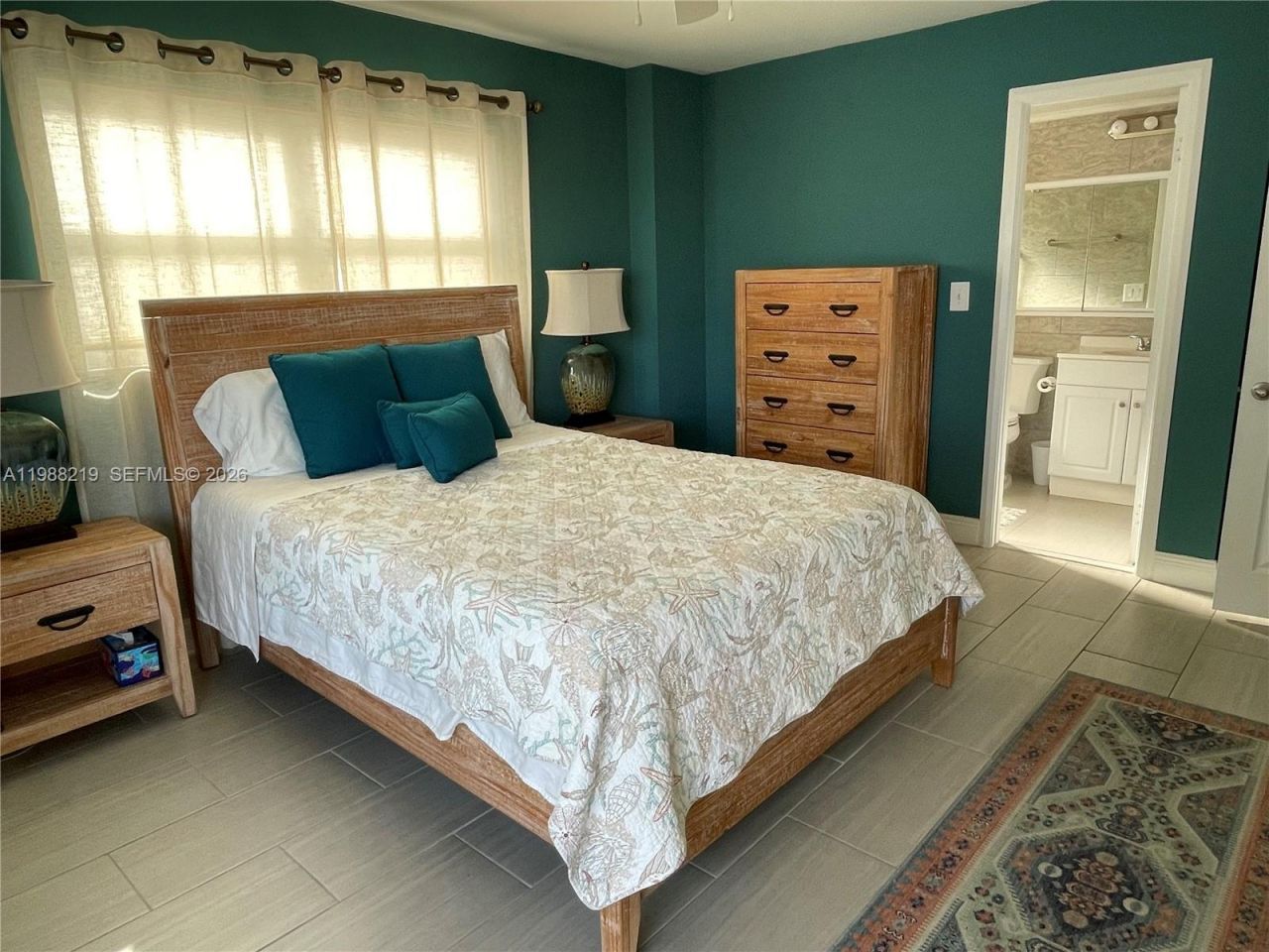 400 Golden Isles Dr , Unit 10, Hallandale Beach, FL 33009 Photo