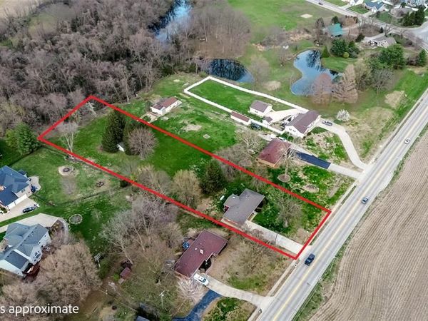 7132 W Main Street, Maryville, IL 62062