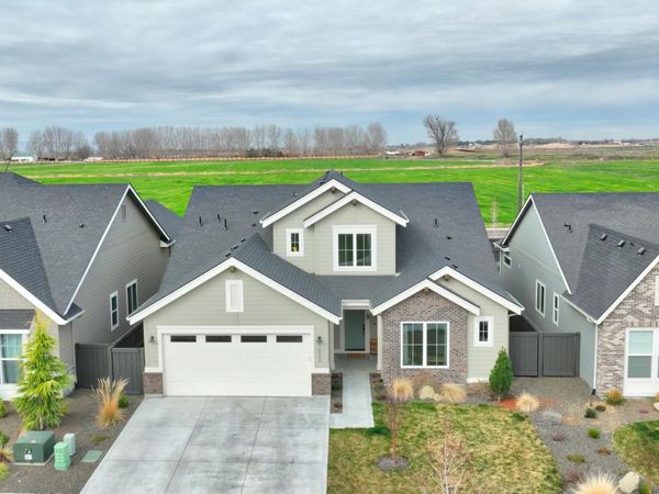 7033 S Zenith, Meridian, ID 83642