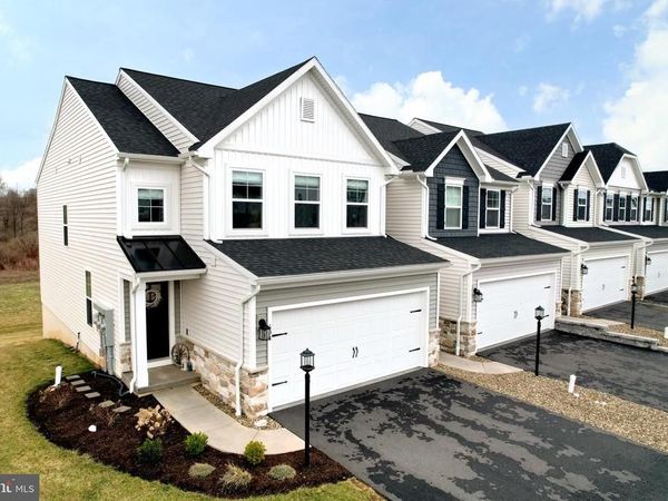 154 MAGNOLIA LANE , STATE COLLEGE, PA 16803