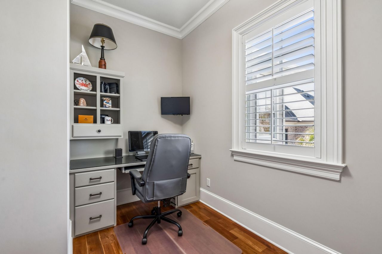 401 Creek Landing Street Photo 103