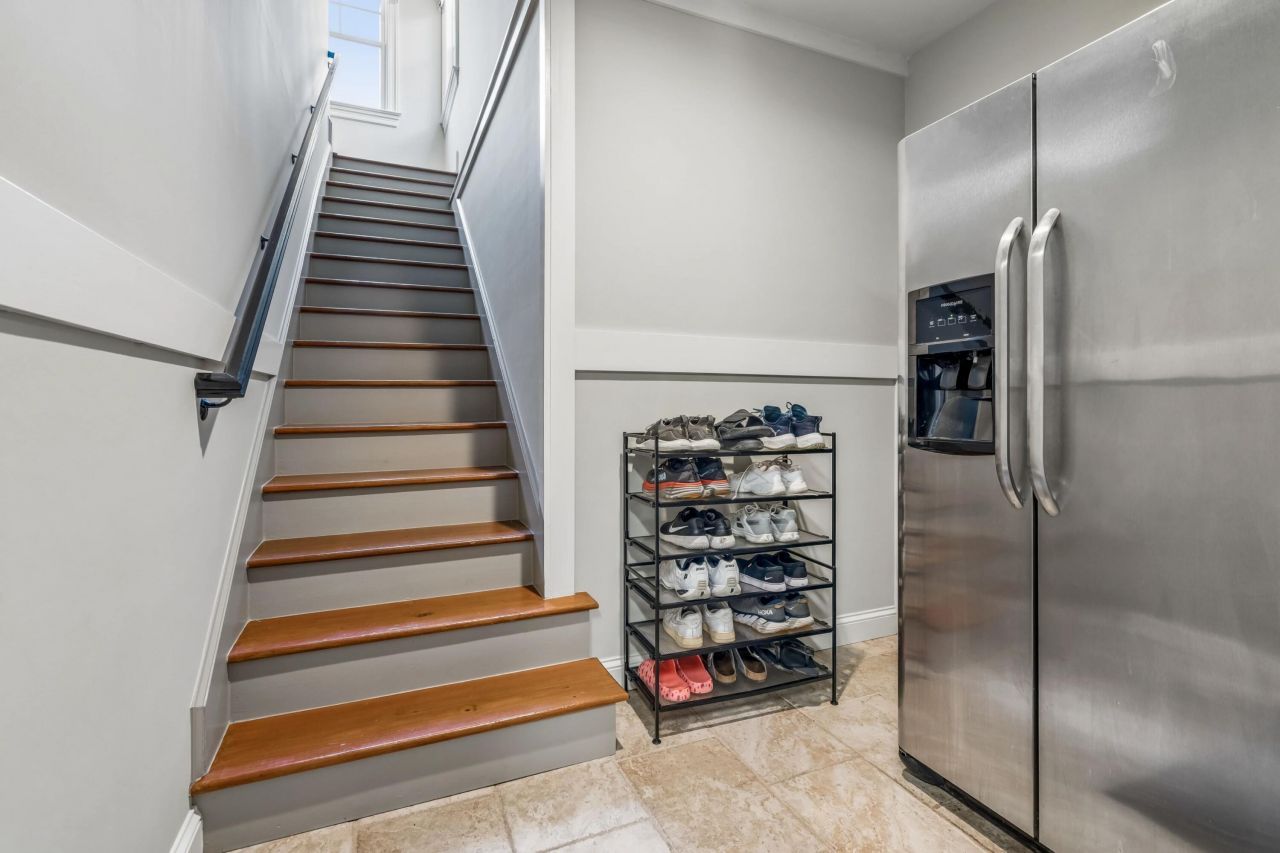 401 Creek Landing Street Photo 108