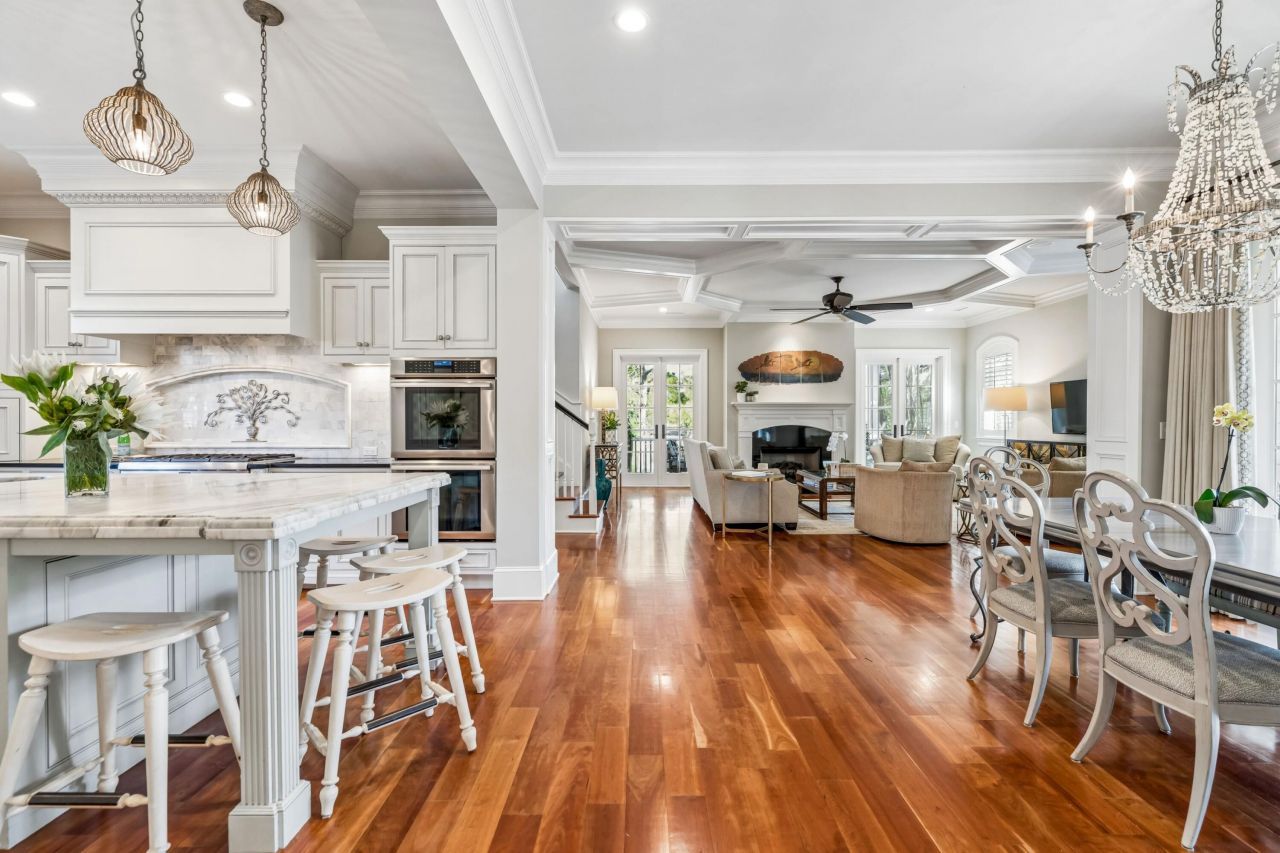 401 Creek Landing Street Photo 21