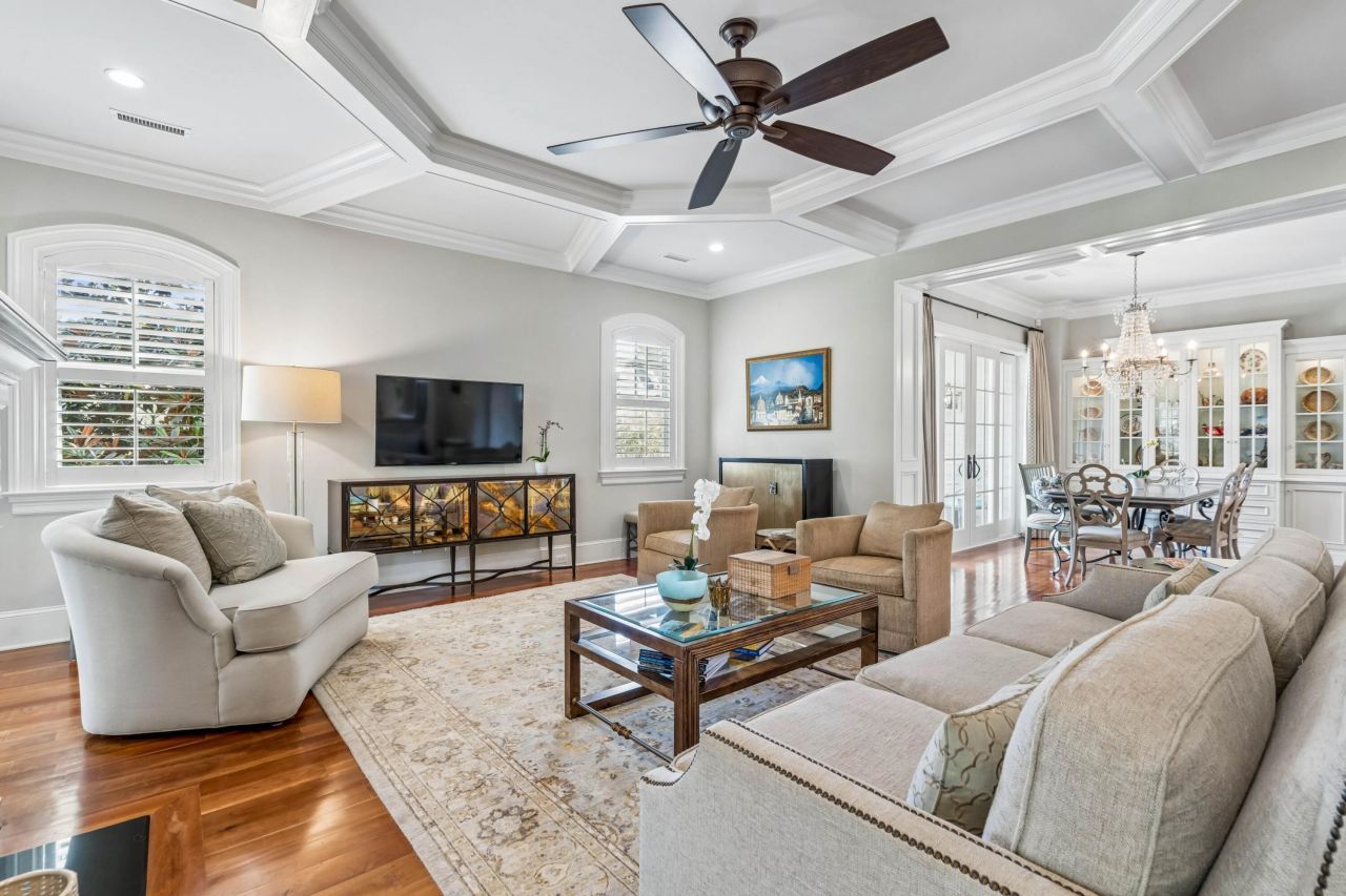 401 Creek Landing Street Photo 23