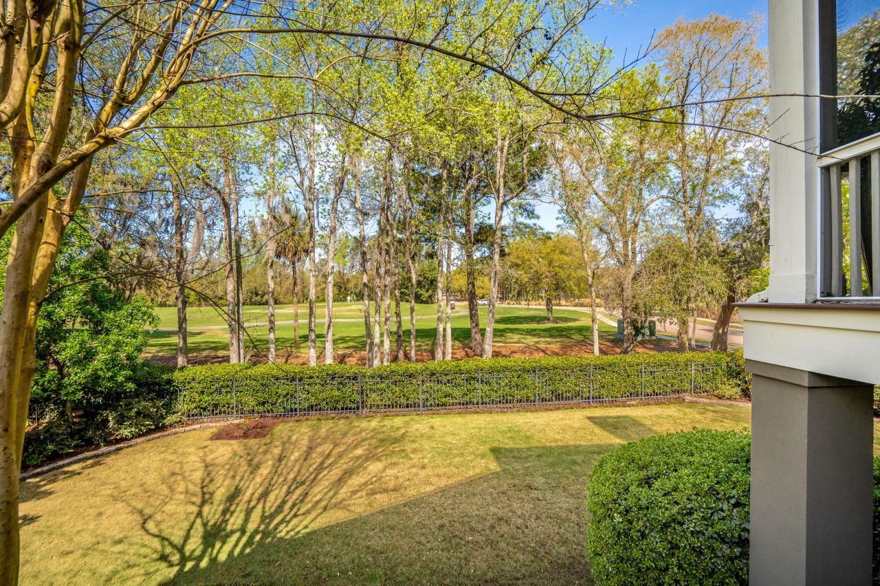 401 Creek Landing Street Photo 32