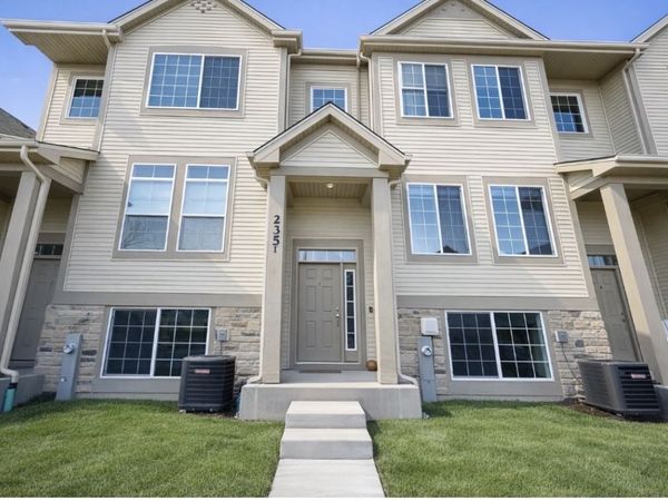 235 Regency Court , Unit c, Wauconda, IL 60084