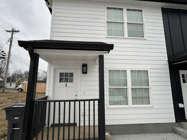 112 Martin St, McMinnville, TN 37110