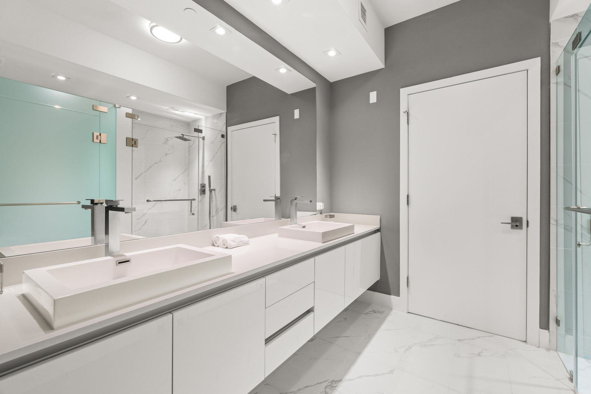 3100 N Ocean Drive, Unit 1604, Singer Island, FL 33404 Photo