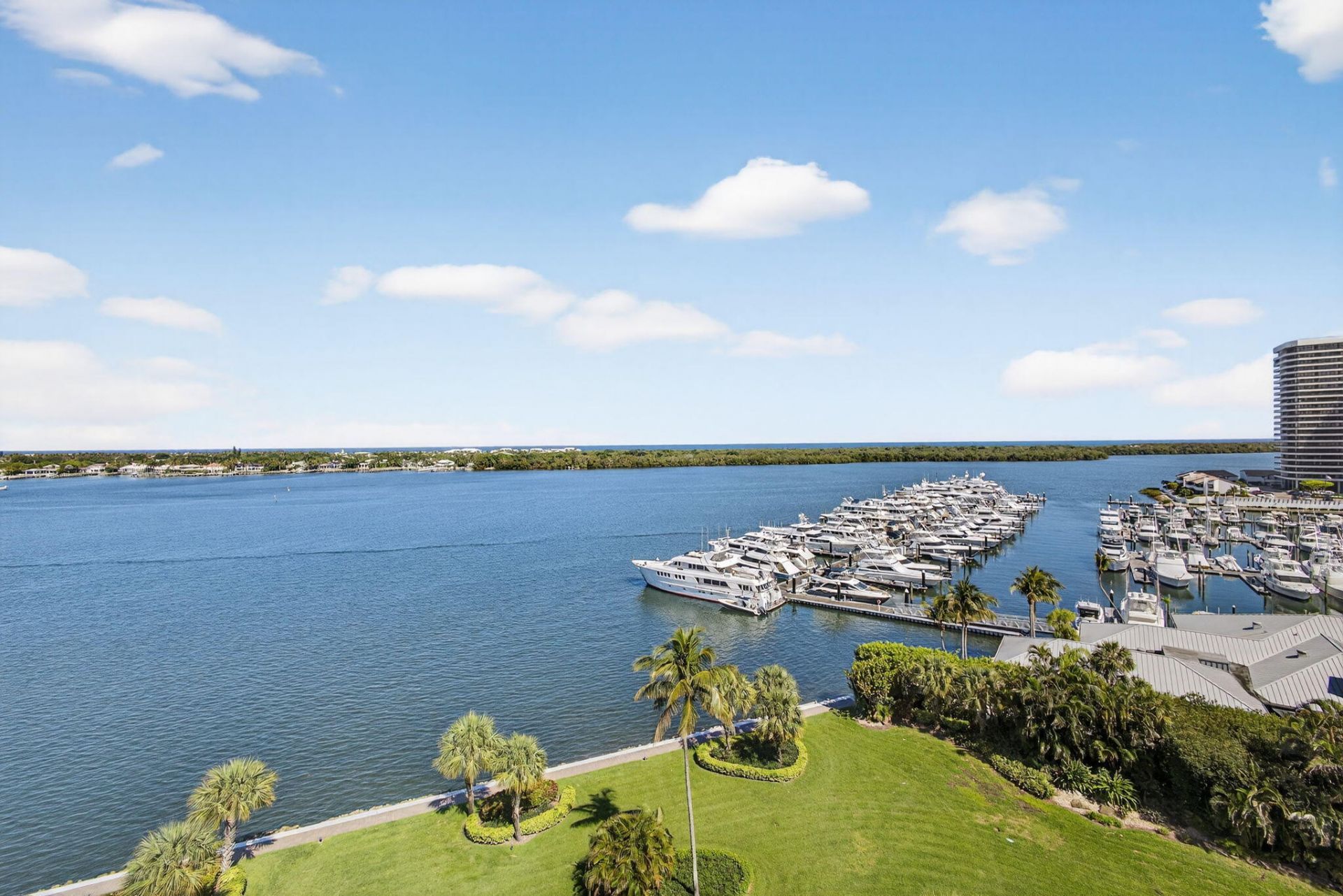 134 Lakeshore Drive, Unit T14, North Palm Beach, FL 33408 Photo