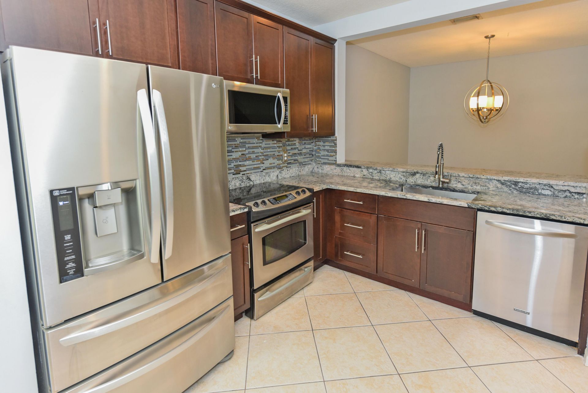 6437 Park Lake Circle, Boynton Beach, FL 33437 Photo