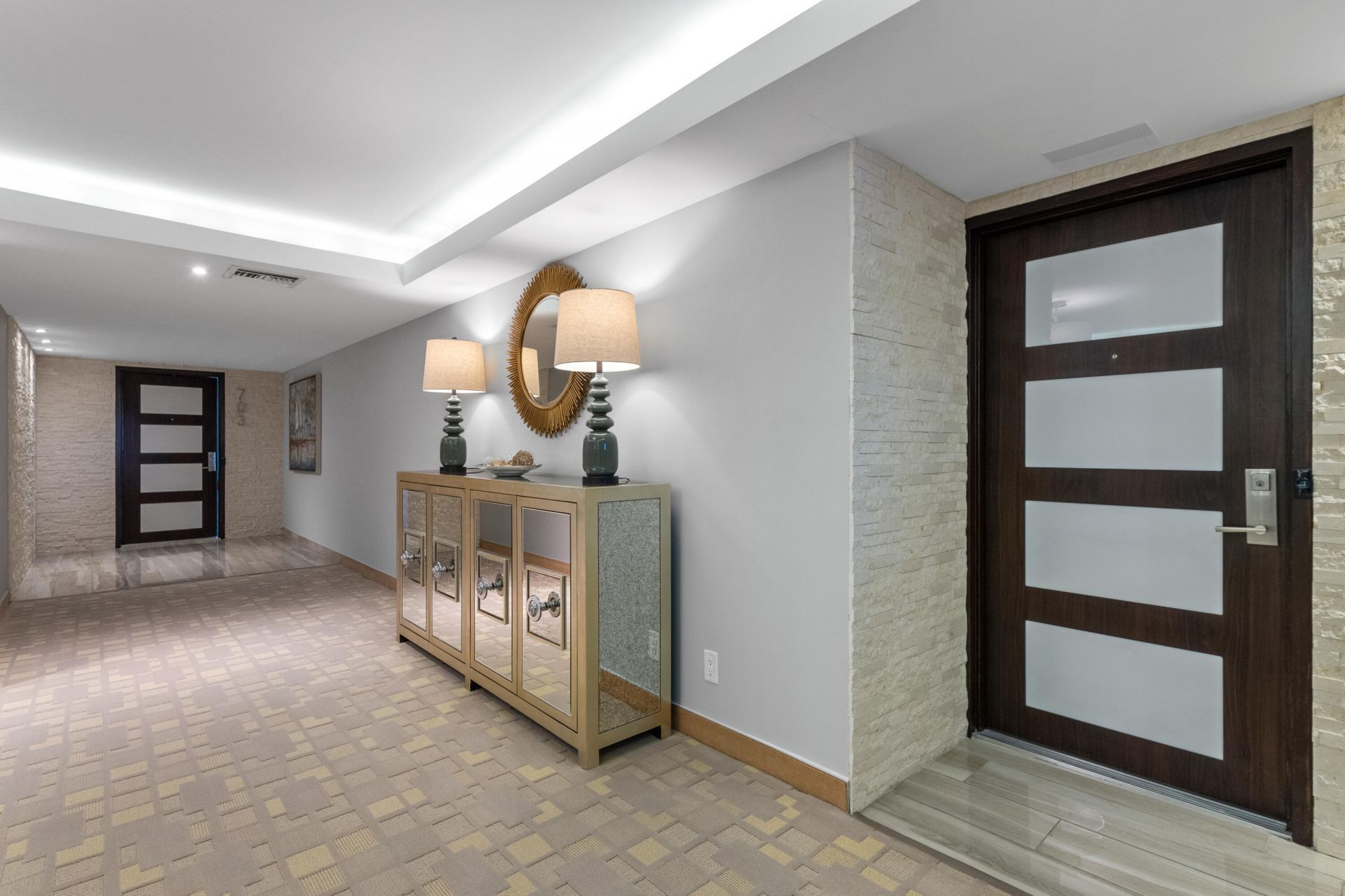 777 NE Bayshore Drive, Unit 705, Fort Lauderdale, FL 33304 Photo