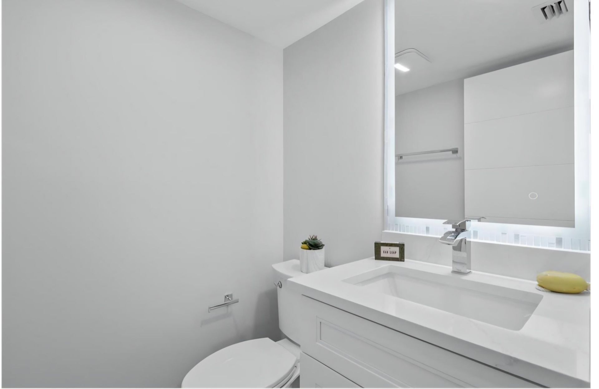 777 NE Bayshore Drive, Unit 705, Fort Lauderdale, FL 33304 Photo