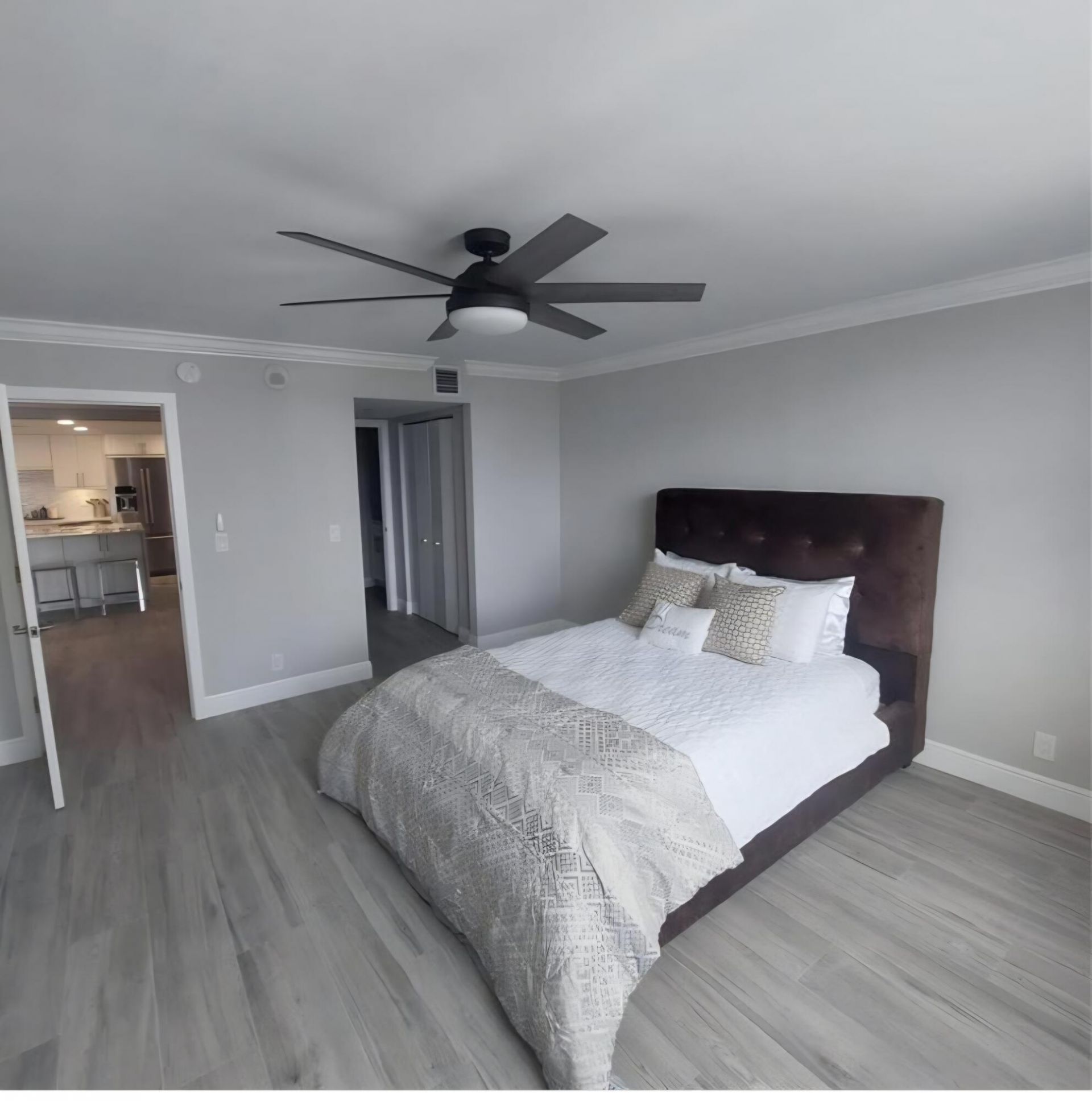 777 NE Bayshore Drive, Unit 705, Fort Lauderdale, FL 33304 Photo