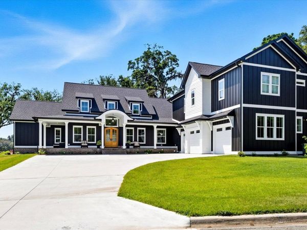 2351 Maple Leaf Way , Tallahassee, FL 32311