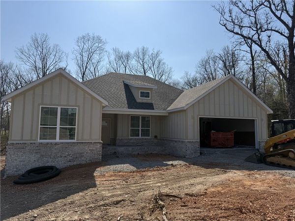 10 Leawood Lane , Bella Vista, AR 72715