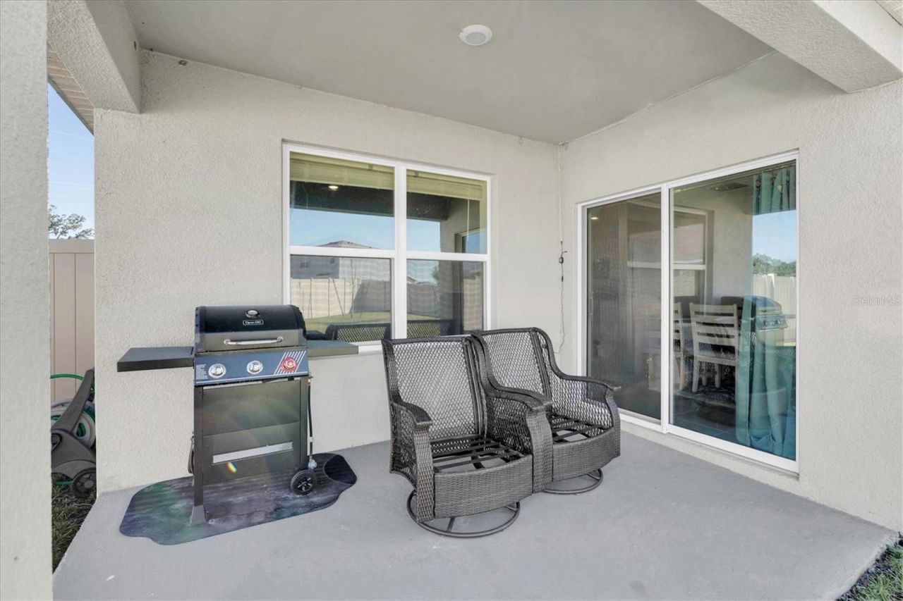 5943 Wandering Willow Drive, Wesley Chapel, FL 33545 Photo