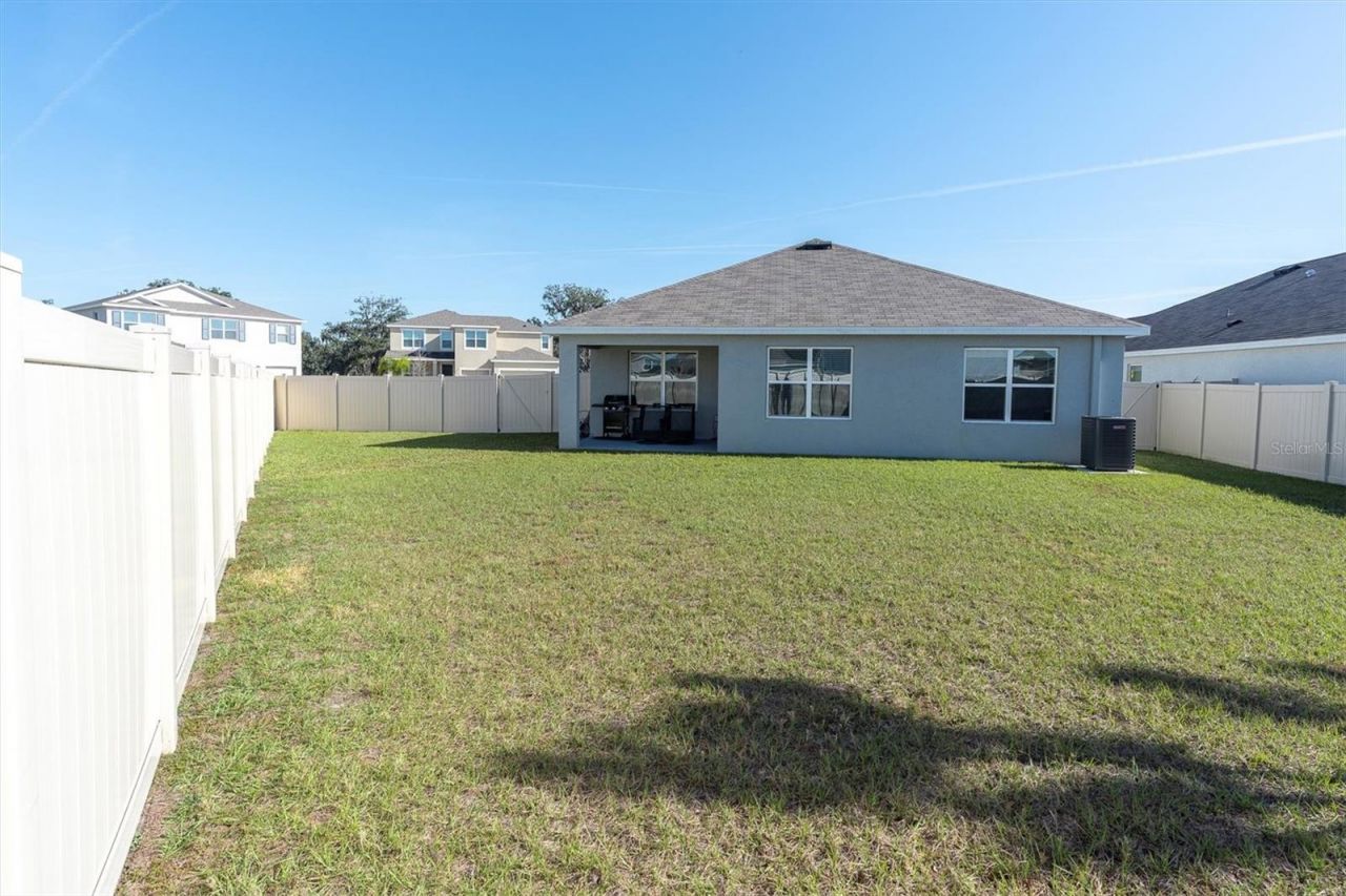 5943 Wandering Willow Drive, Wesley Chapel, FL 33545 Photo