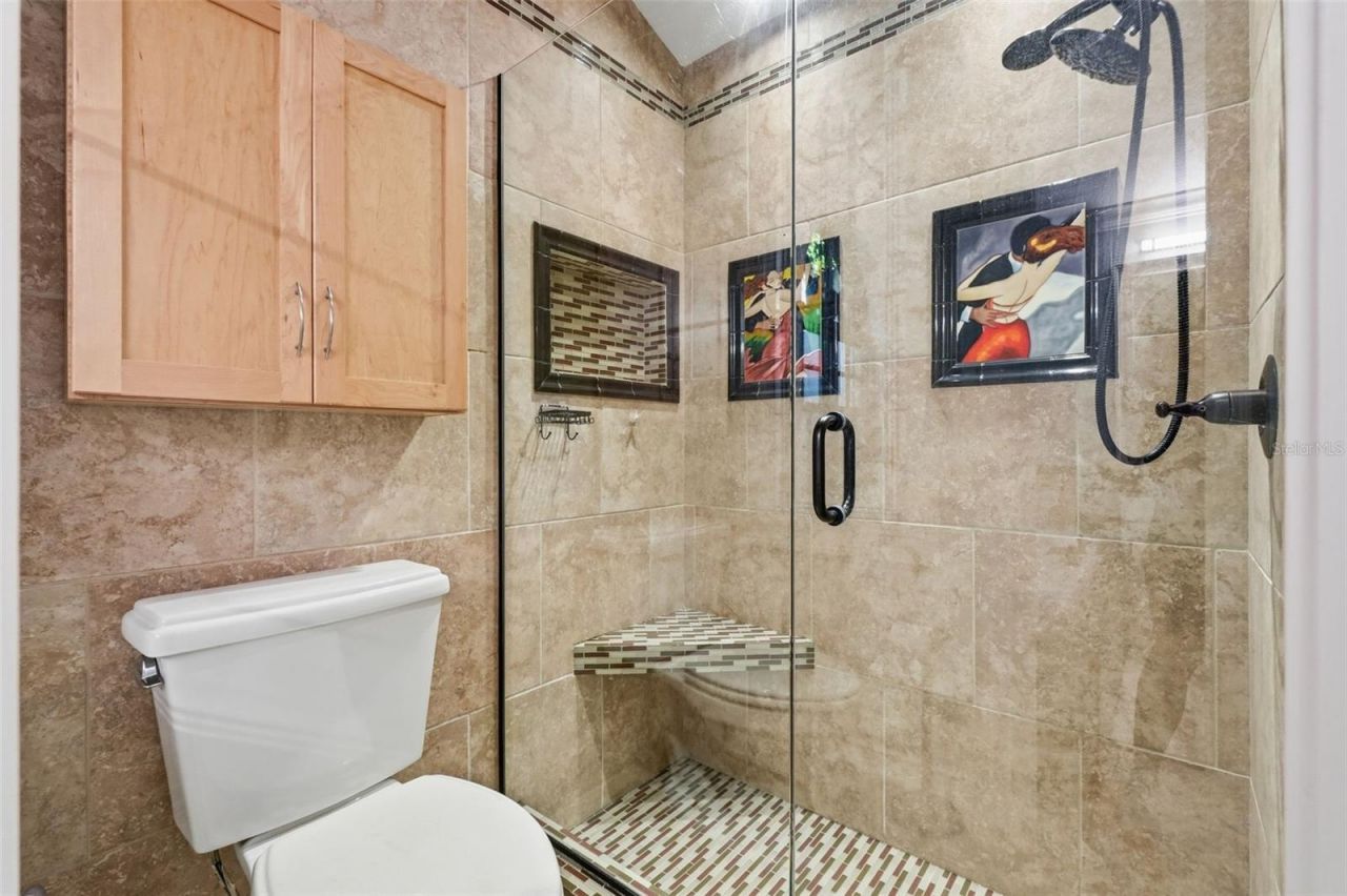 11767 Ashley Court, Seminole, FL 33772 Photo