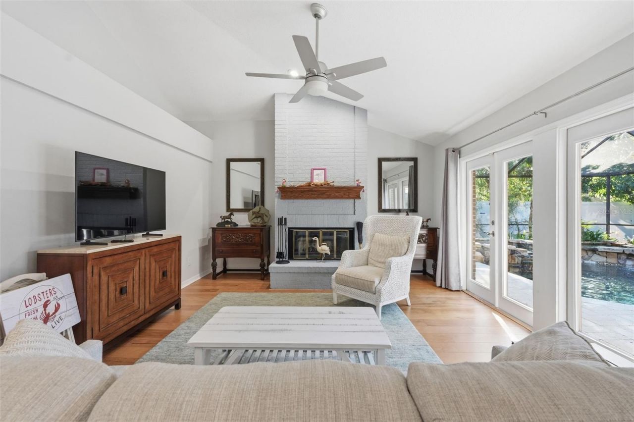 11767 Ashley Court, Seminole, FL 33772 Photo