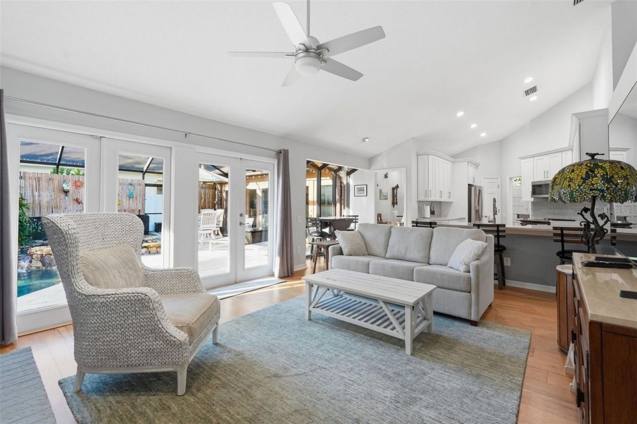 11767 Ashley Court, Seminole, FL 33772 Photo