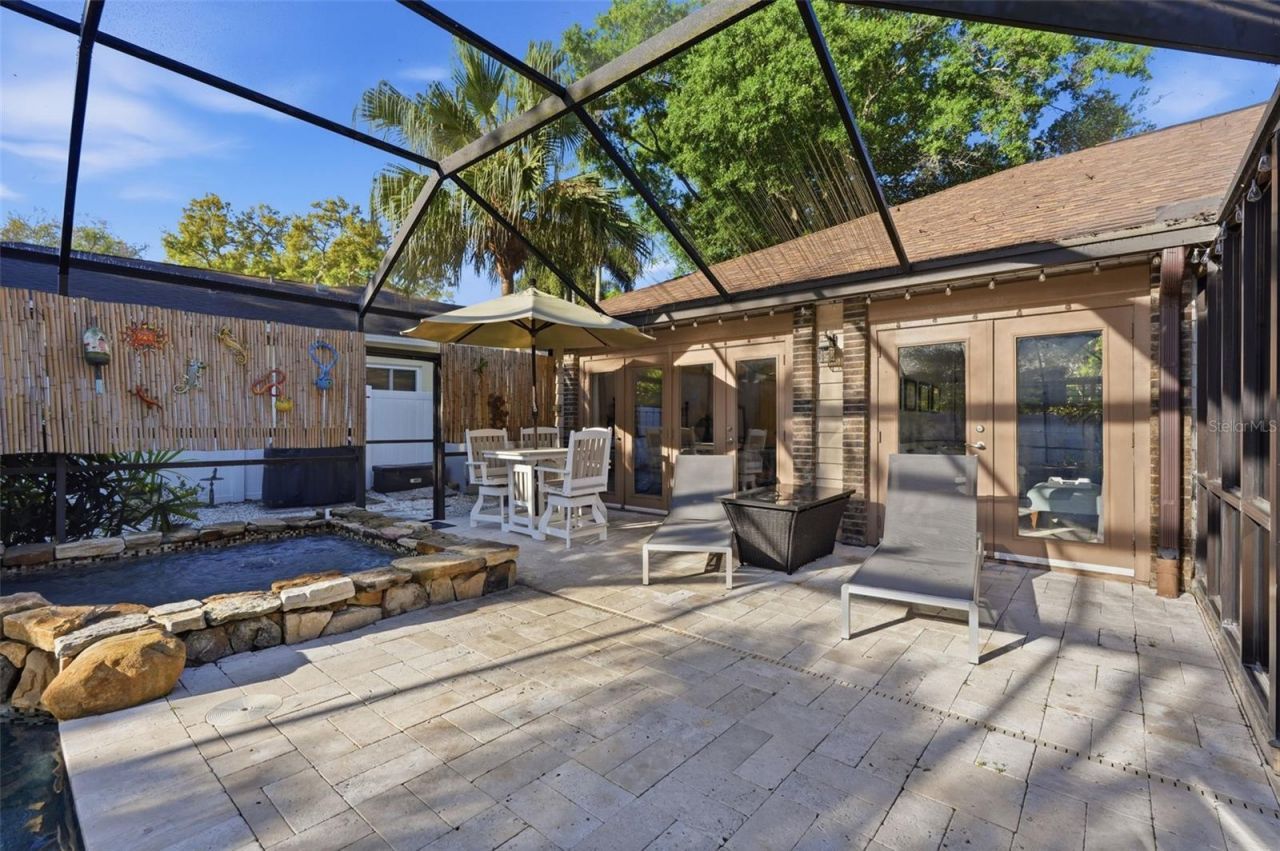 11767 Ashley Court, Seminole, FL 33772 Photo