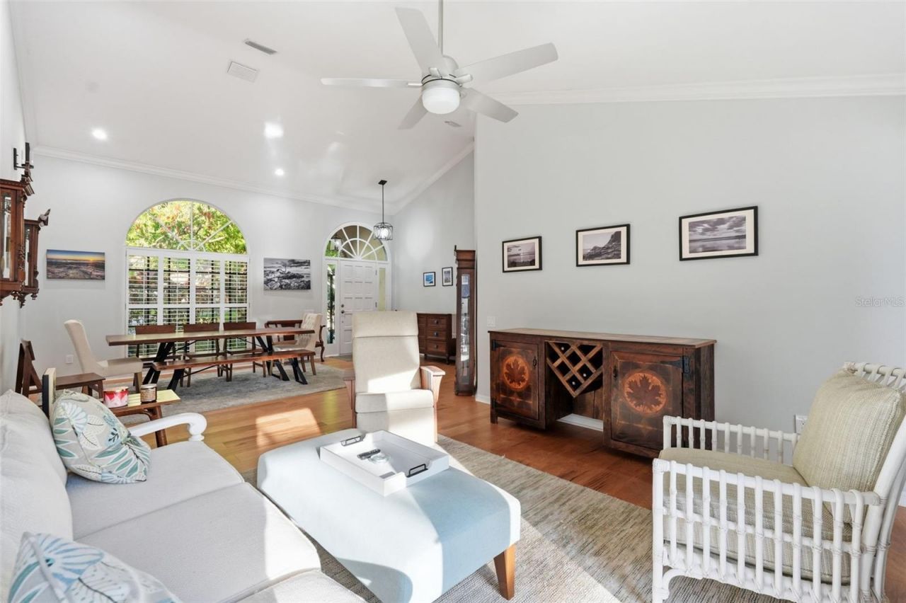 11767 Ashley Court, Seminole, FL 33772 Photo