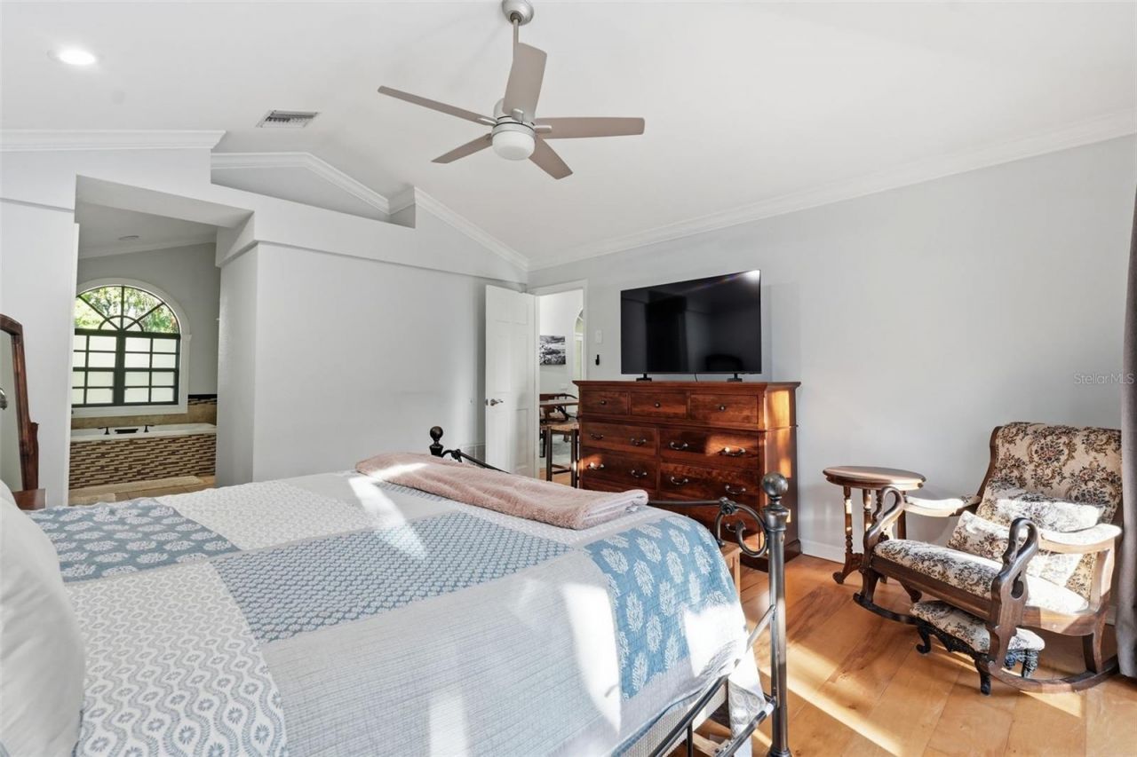 11767 Ashley Court, Seminole, FL 33772 Photo