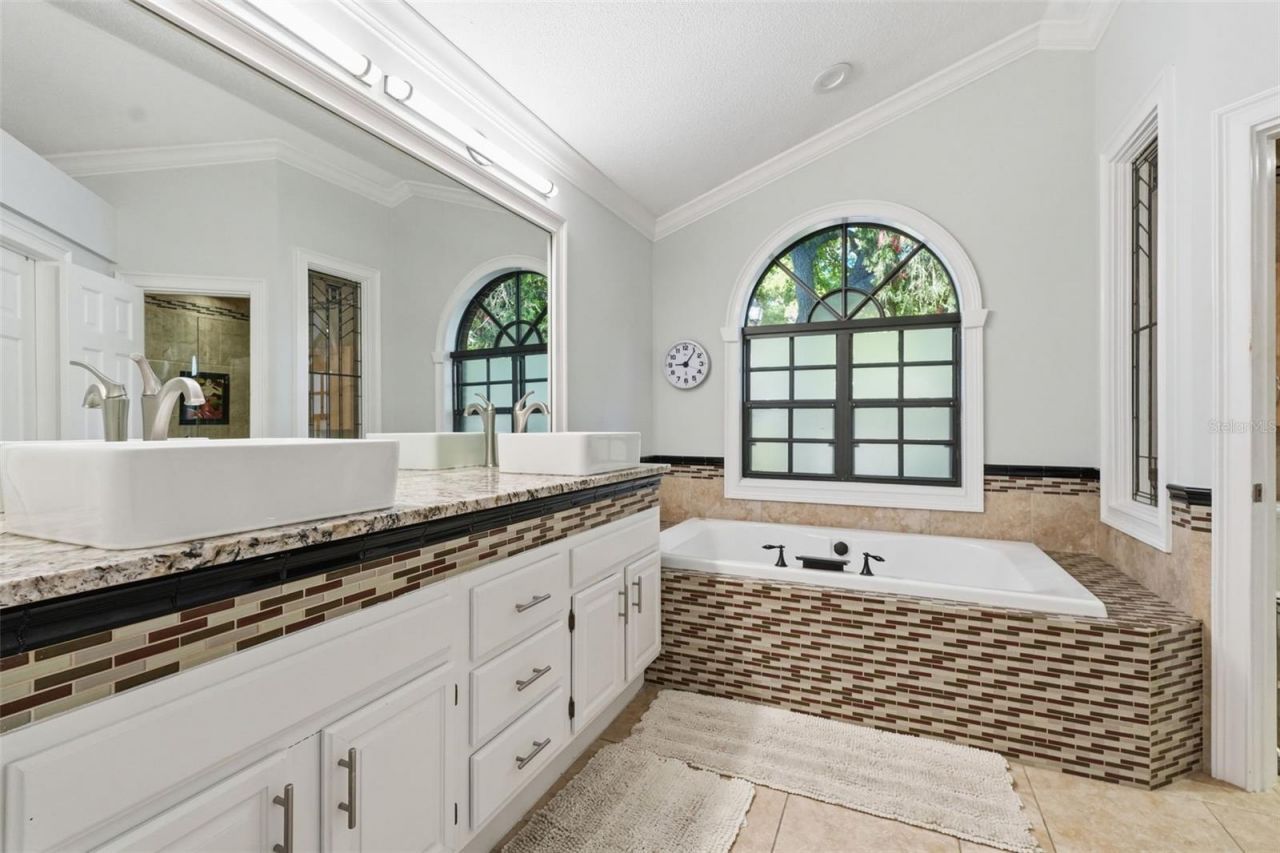 11767 Ashley Court, Seminole, FL 33772 Photo