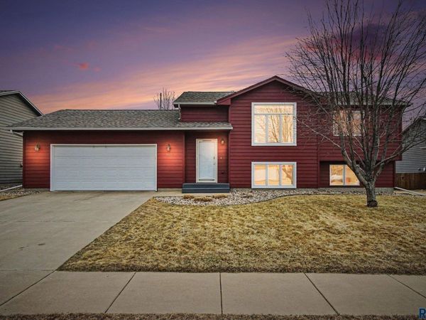 7101 W Jacob St, Sioux Falls, SD 57106