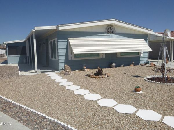 2305 N FLOYD Drive, Mesa, AZ 85215