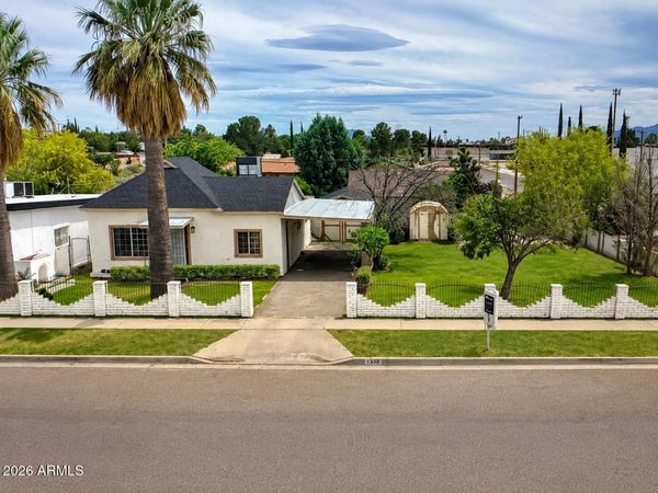 711 E 3RD Street, Douglas, AZ 85607