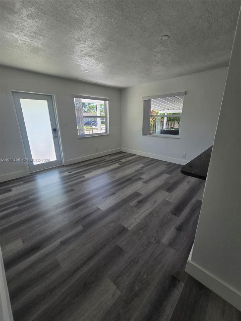 6421 Allen St , Hollywood, FL 33024 Photo